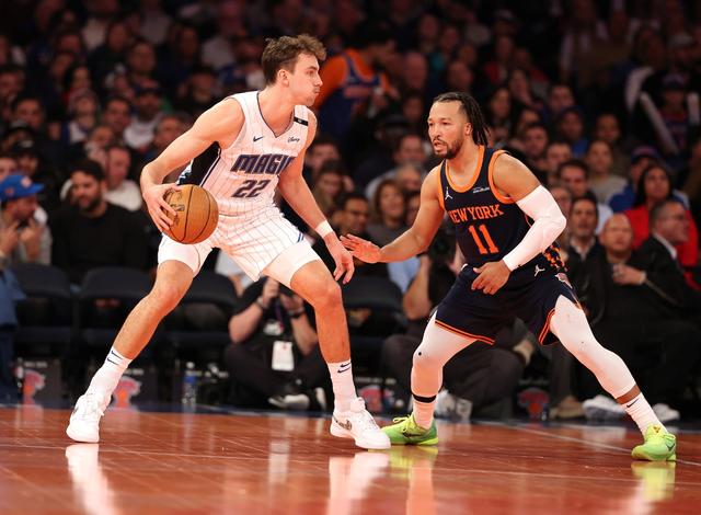 星空体育下载啊-太阳核心球员伤退，球队未来走势成疑，学生经济实现音乐我的.-星空体育下载啊