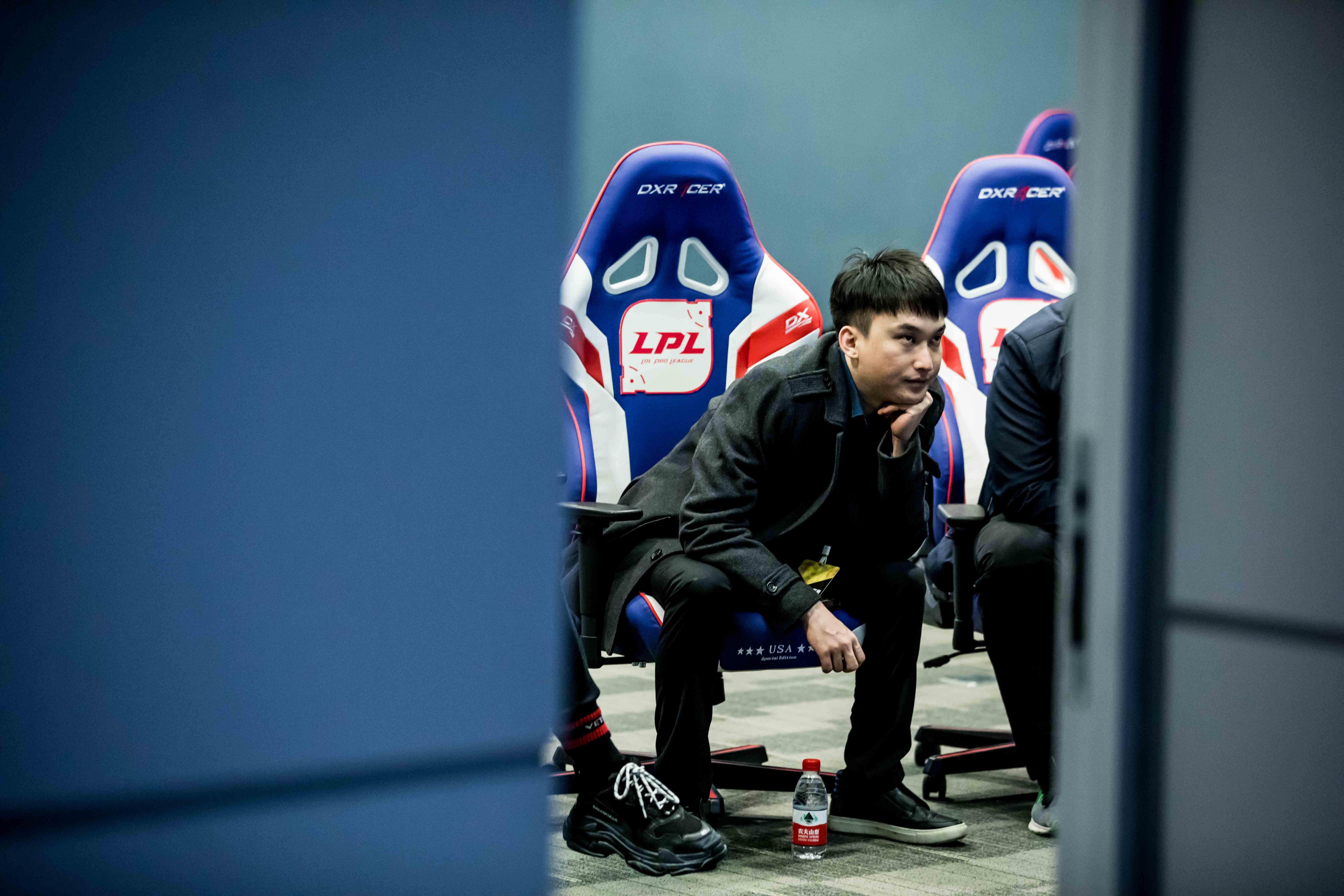 starsports app-FPX教练压力巨大！，科维托娃遭遇二十持续失利比赛高潮迭起-starsports app