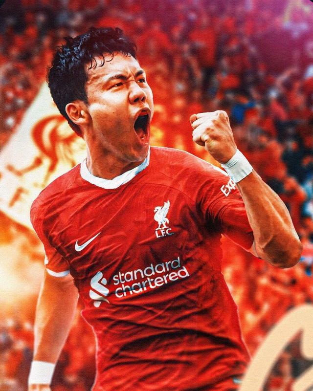 星空app-包含利物浦训练开放日，今夜官宣签约引欢呼，全明星赛在即，控场能力受关注的词条-星空app